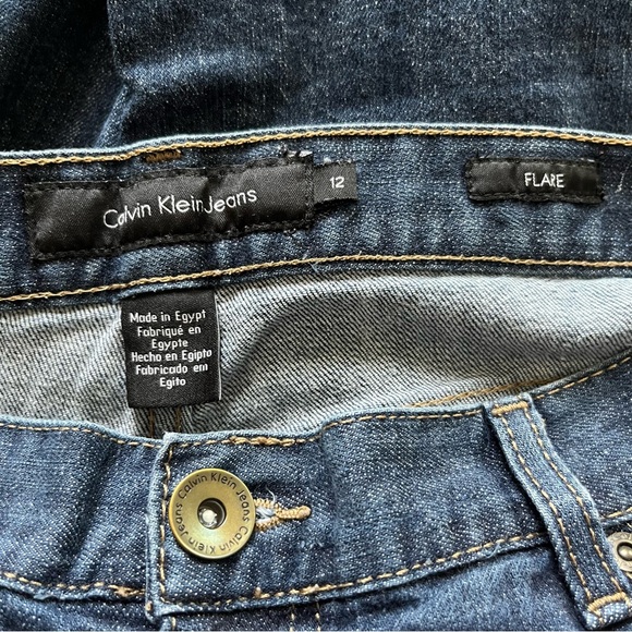Calvin Klein Jeans Medium-Wash Flare Jeans - Picture 8 of 8